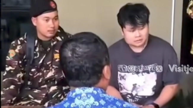 Konten kreator Stevansyoung dimediasi oleh polisi bersama anggota Banser Jember. [Instagram]